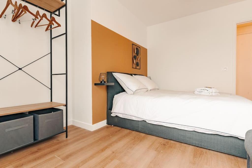 Appartement Moderne - Disneyland & Val D'Europe Chessy  Exterior photo